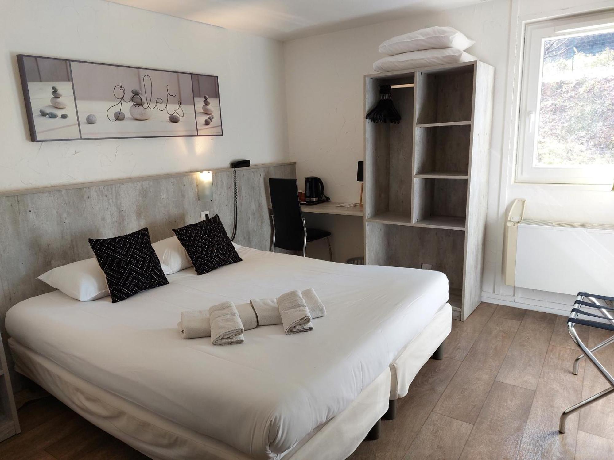 Brit Hotel Bosquet Carcassonne Cite מראה חיצוני תמונה